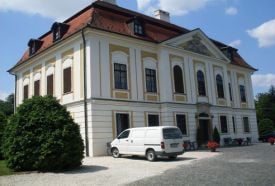 volt Szentmiklóssy - Kubinyi Kastély