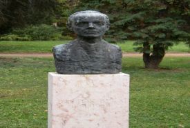 Bartók Béla mellszobra