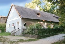 Bakonyi Ház