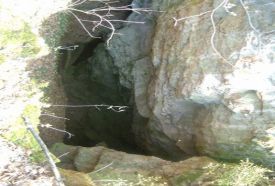 Damasa szakadék