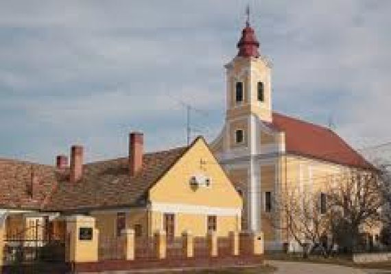 Szent László Római Katolikus Templom
