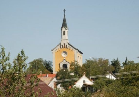 Szent Ignác Római Katolikus Templom