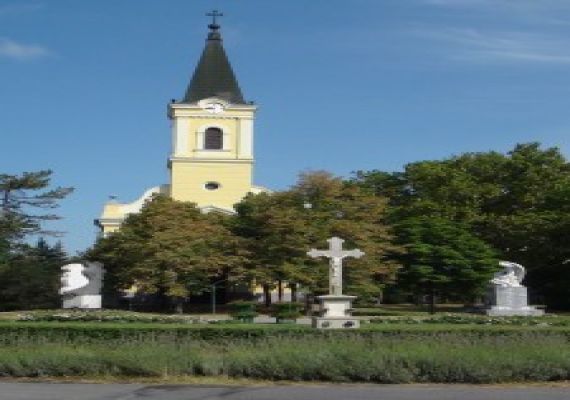 Szent Antal Római Katolikus Templom