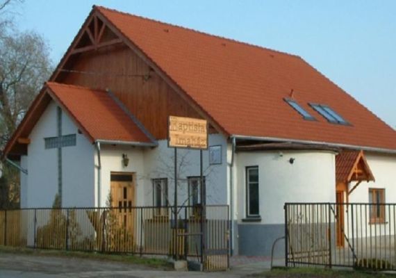 Csömöri Baptista Gyülekezet temploma