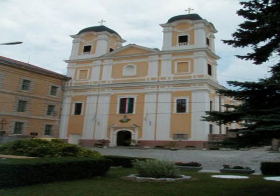 Magyarok Nagyasszonya Római Katolikus Templom