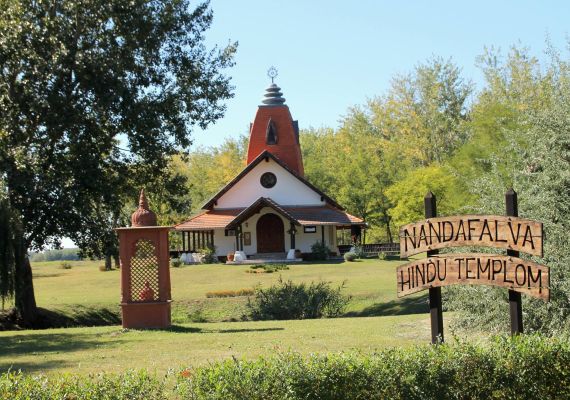 Nandafalva Hindu Templom