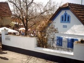 Gazdaház