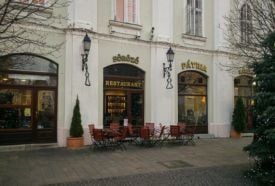 Pátria Kávéház és Étterem