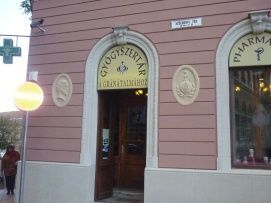 Gránátalma Múzeumpatika – 2. kép