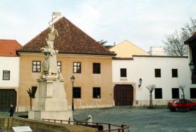 Rómer Flóris Művészeti és Történeti Múzeum - Püspöki udvarbíróház
