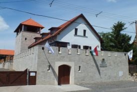 Regéci Vár Látogatóközpontja