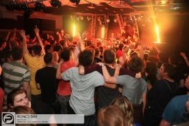 Roncsbár – 2. kép
