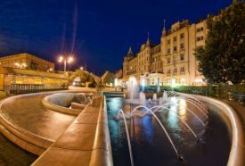 Történelmi belváros – Piac utca és a Kossuth tér