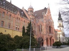 Városháza – 2. kép