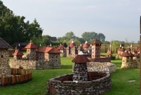 Várpark – 4. kép