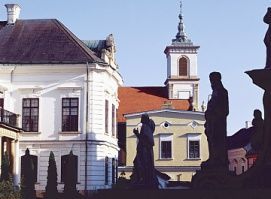 Szent Imre Piarista- és Helyőrségi-templom – 2. kép