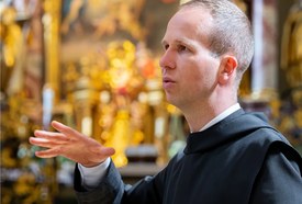 A Tihanyi apátság rejtett arcai – vezetett séta Jeromos atyával