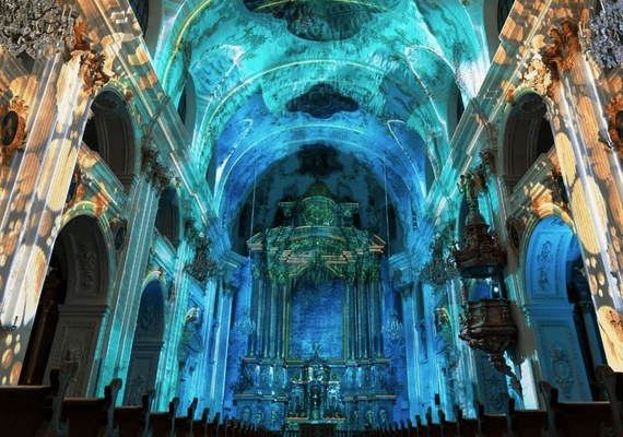 Genesis – fényjáték az Assisi Szent Ferenc-templomban