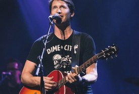 James Blunt – Airplane Mode Tour