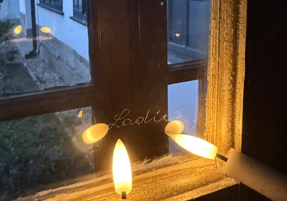 Ladics-ház: Gyertyafényes tárlatvezetés