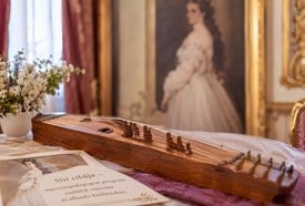 Sisi citerája – múzeumpedagógiai program családoknak