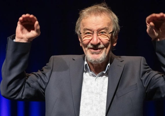 Várszínház: Mucsi Zoltán - Egy Életem életrajzi stand up est