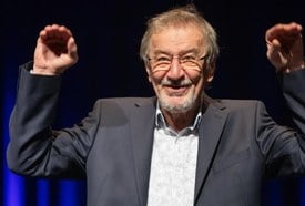 Várszínház: Mucsi Zoltán - Egy Életem életrajzi stand up est