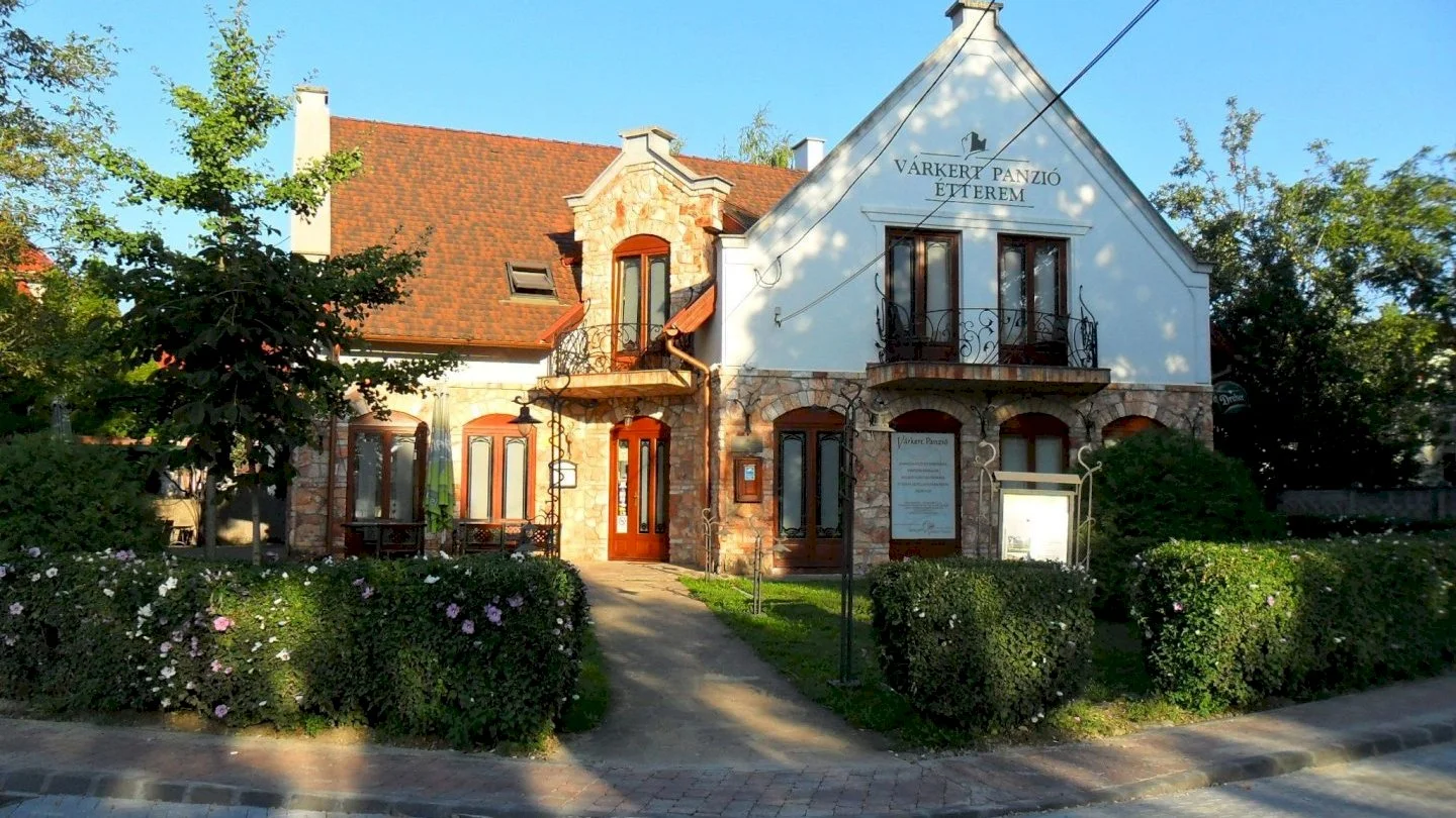Várkert Panzió