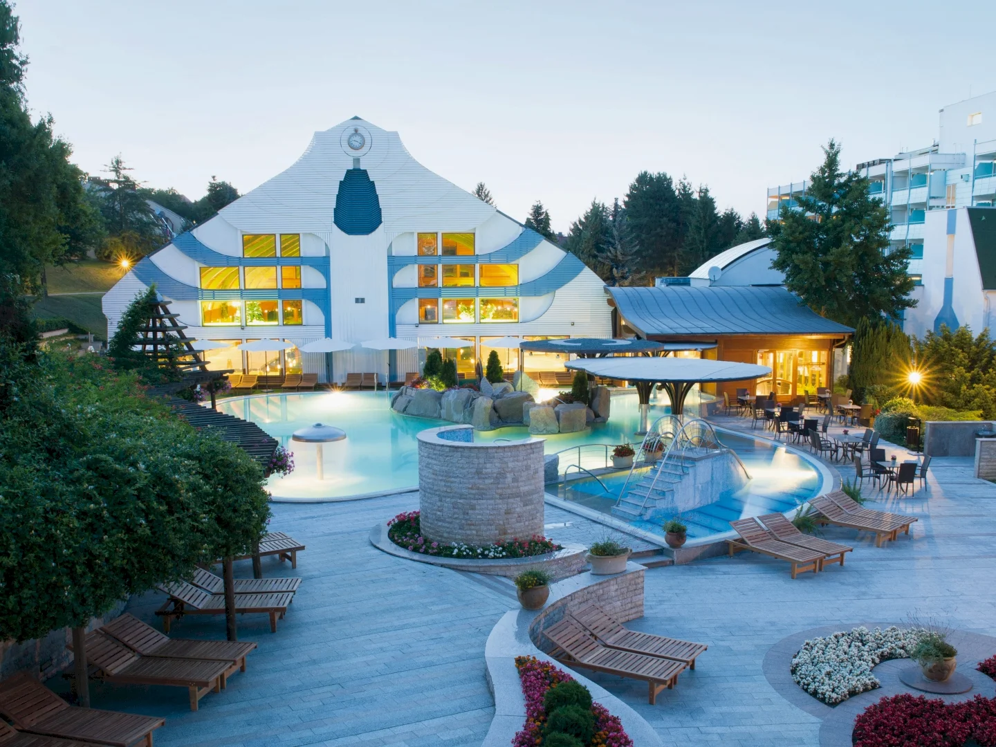 Hotel Carbona Thermál Spa