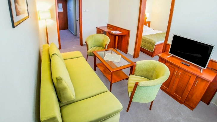 Főépületi egylégterű standard apartman – 2. kép