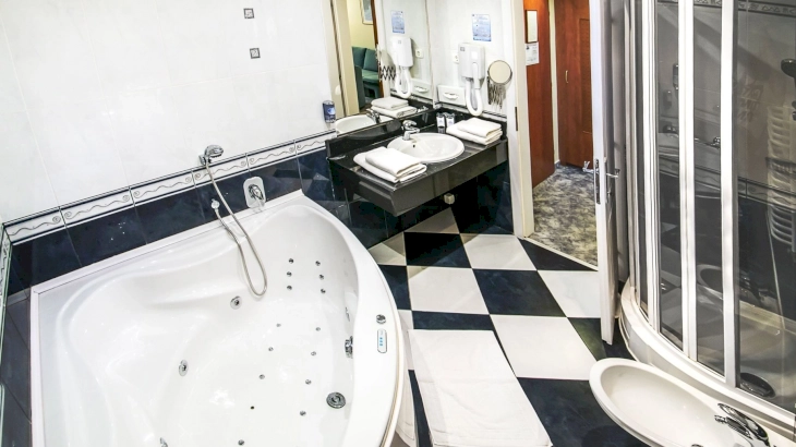 Főépületi Superior apartman – 3. kép