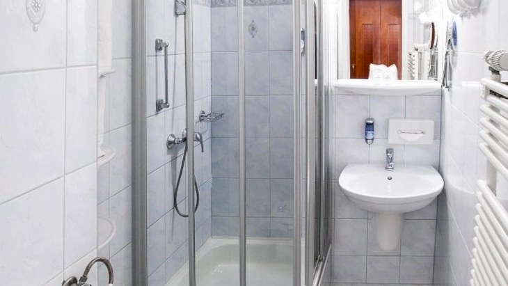 Főépületi egylégterű standard apartman – 3. kép