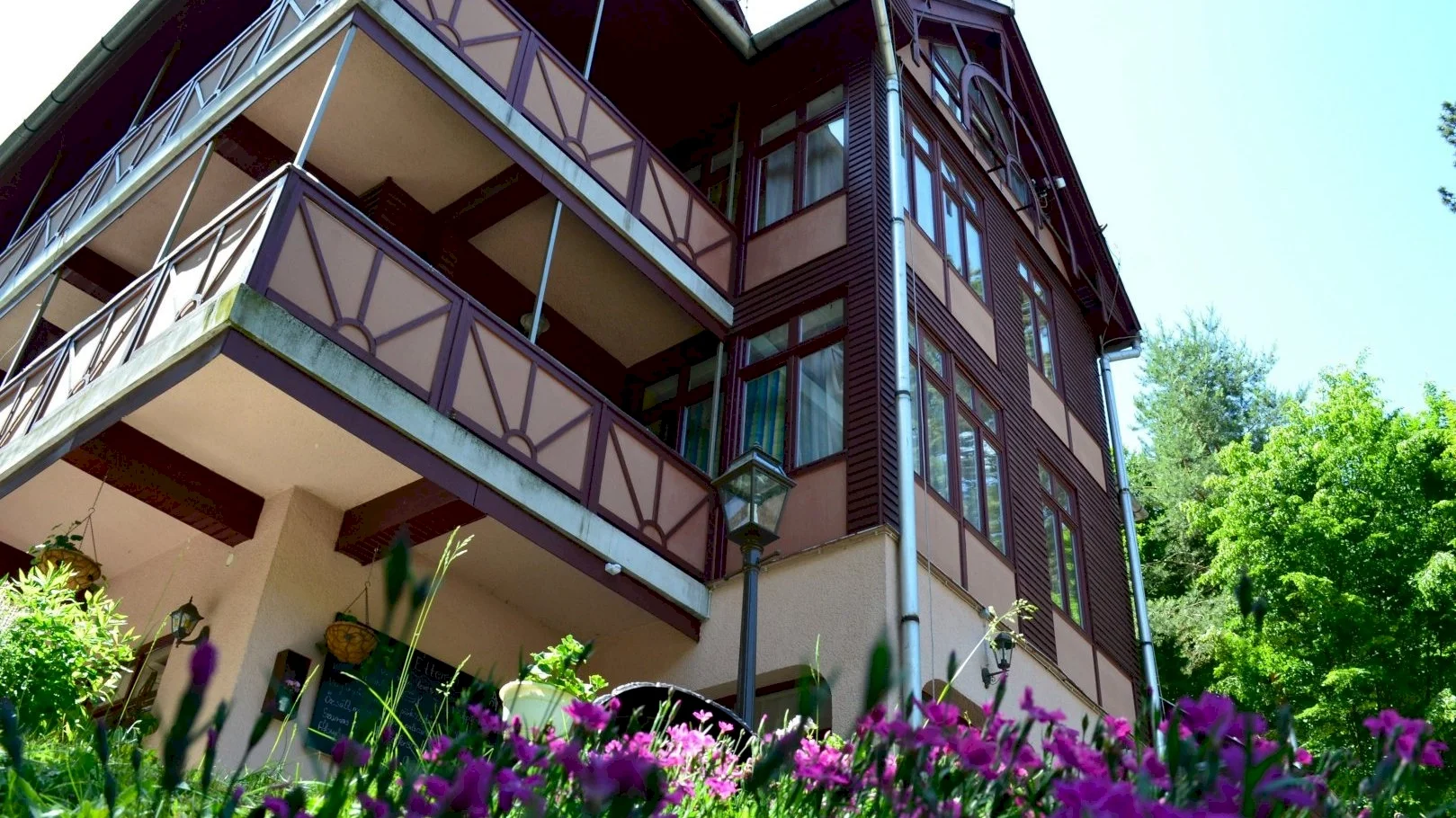 Ezüstfenyő Hotel