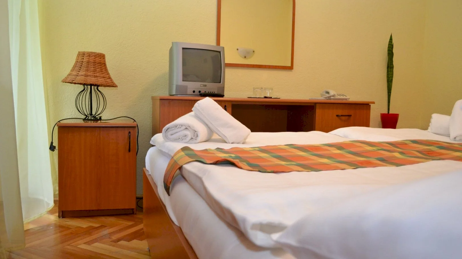 Ezüstfenyő Hotel – 12. kép