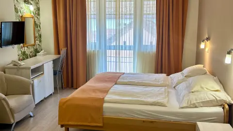 Hotel Négy Évszak – 2. kép