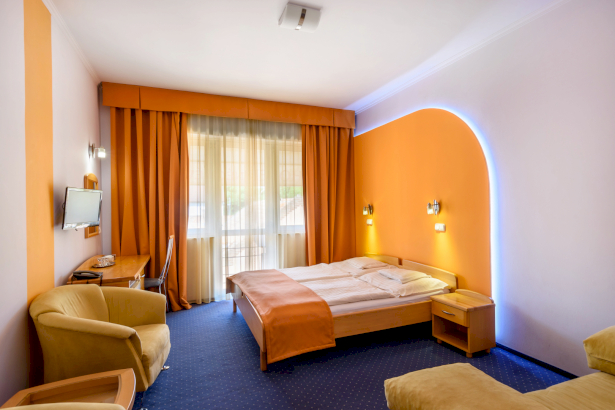 Hotel Négy Évszak – 4. kép