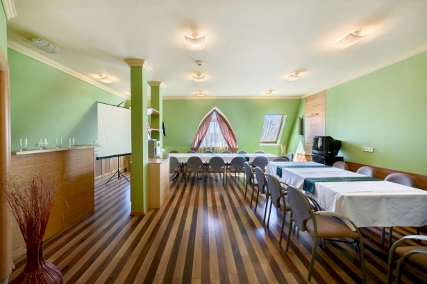 Hotel Négy Évszak – 9. kép