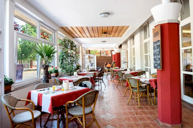 Hotel Négy Évszak – 17. kép