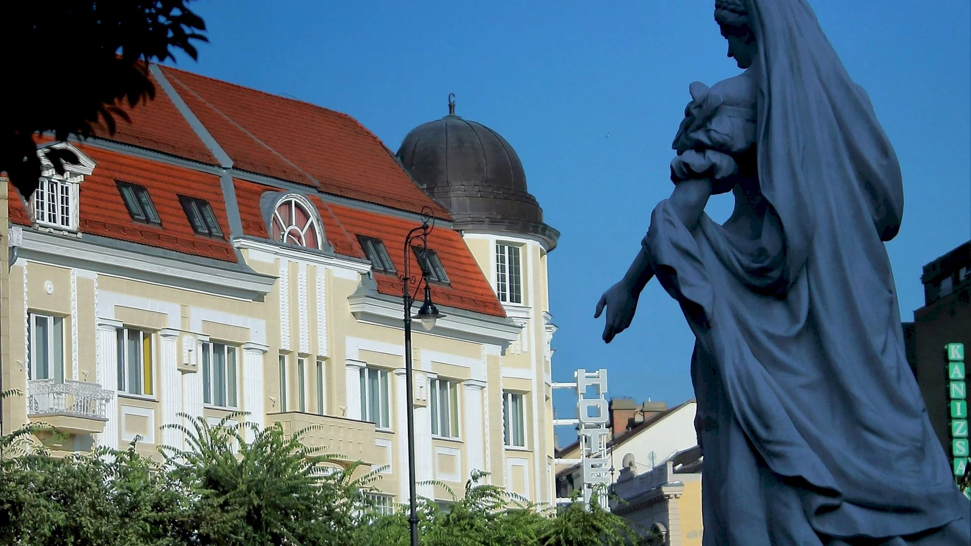 Hotel Central – 14. kép