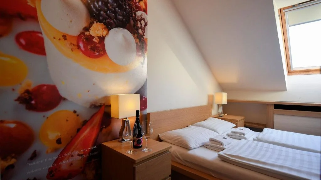 Imola Hotel Udvarház – 5. kép