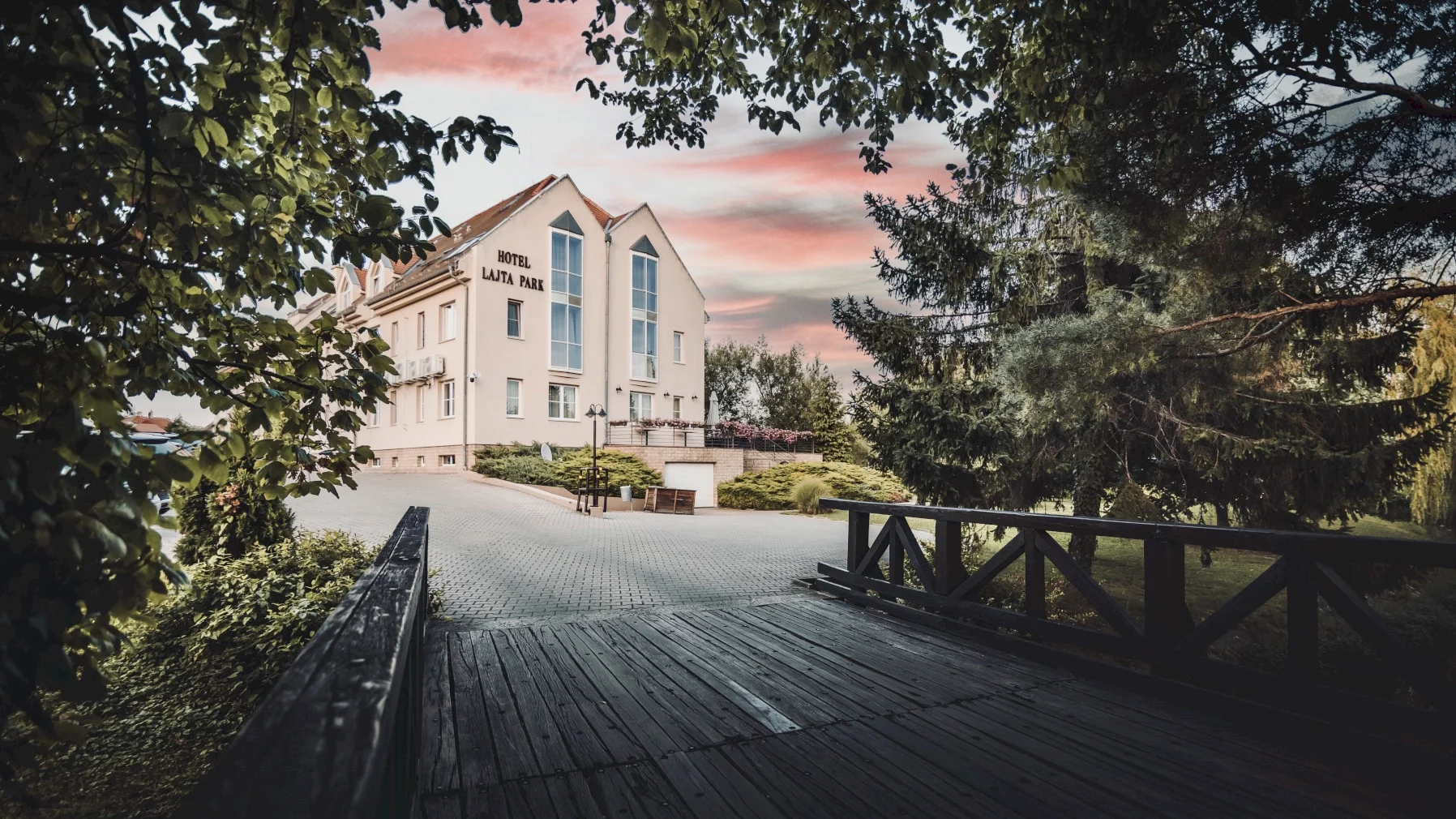 B&B Lajta Park