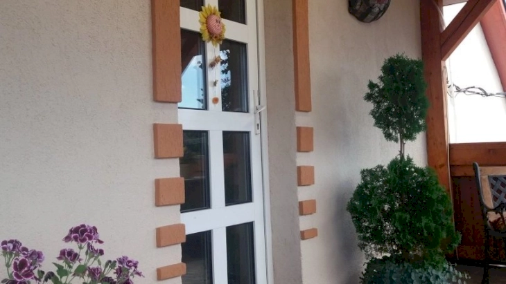 Tetőtéri kétágyas szoba – 12. kép