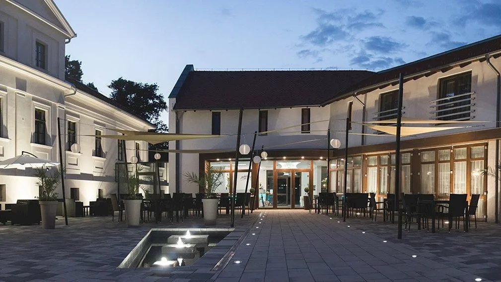 Munkácsy Hotel