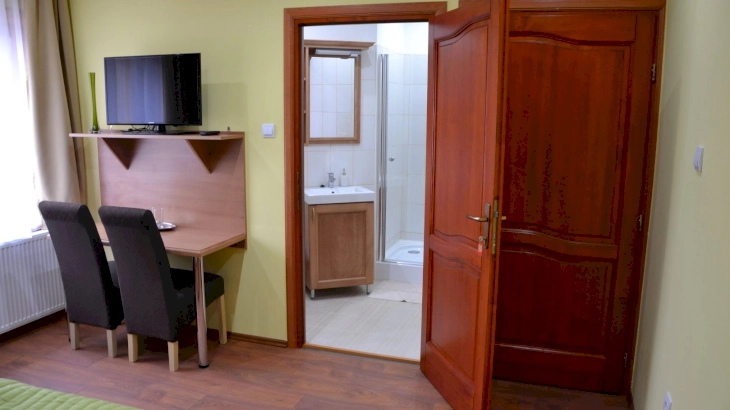 Standard Kétágyas  – 3. kép