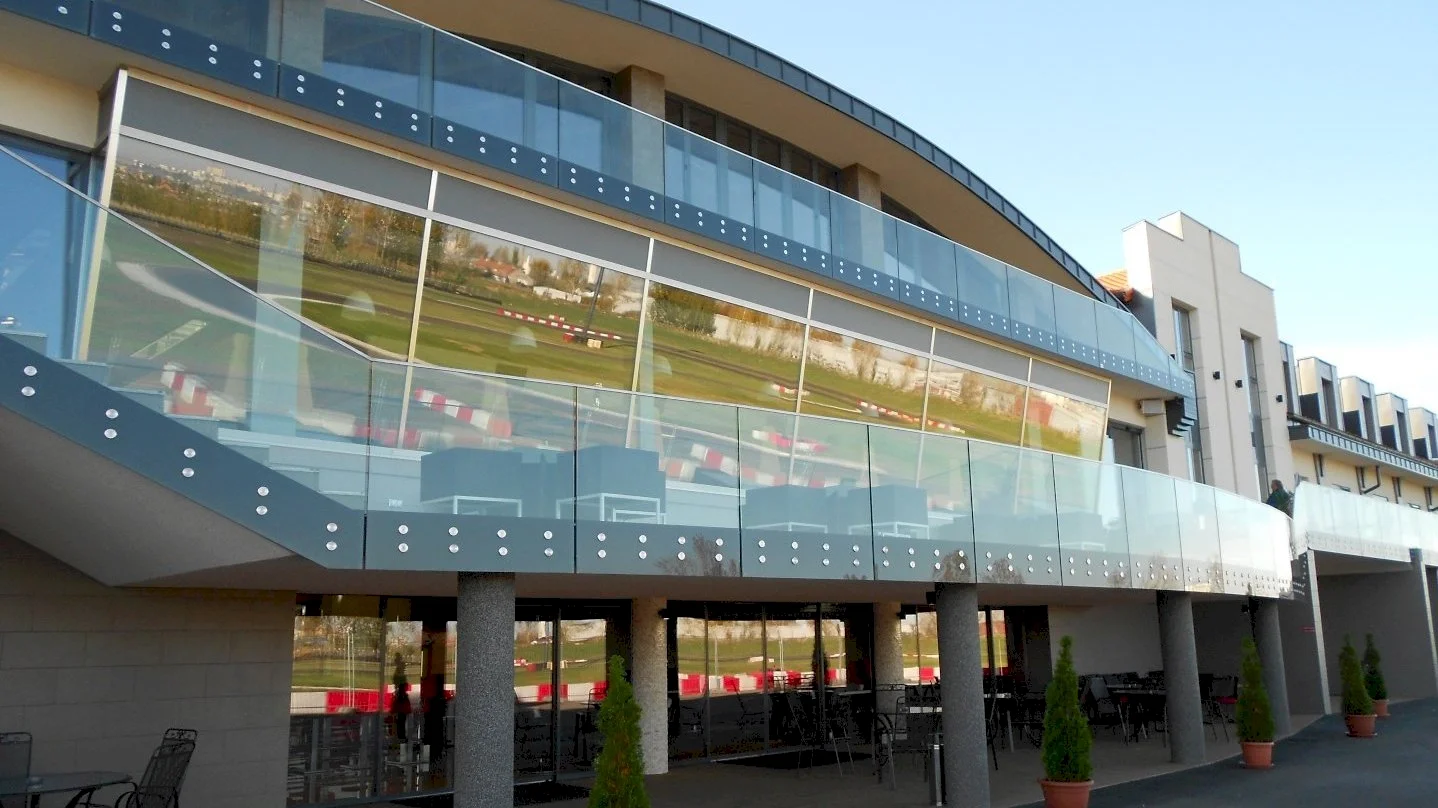 Gokart Hotel
