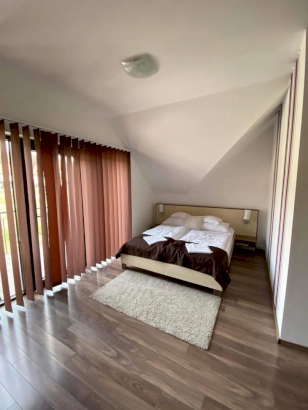 Emeleti apartman 2 fő részére  – 3. kép