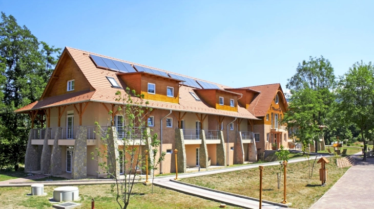 Malomkert Hotel és Étterem