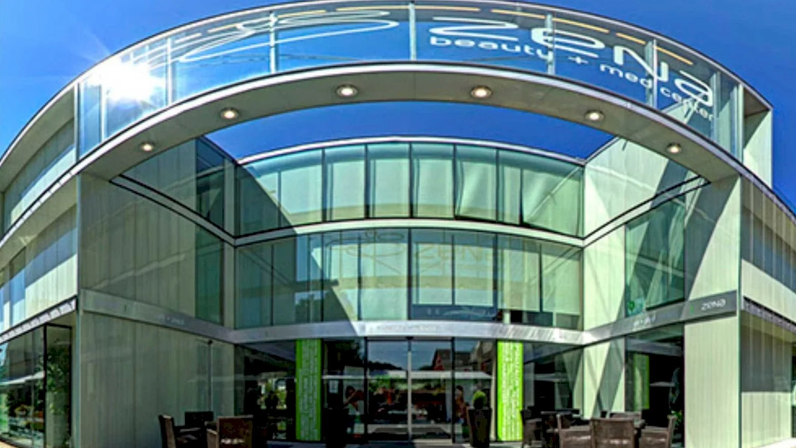 Hotel ZENA beauty & shopping center