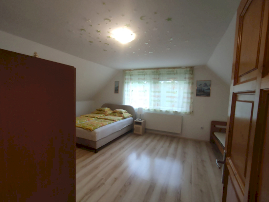 Panorámás emeleti apartman – 3. kép