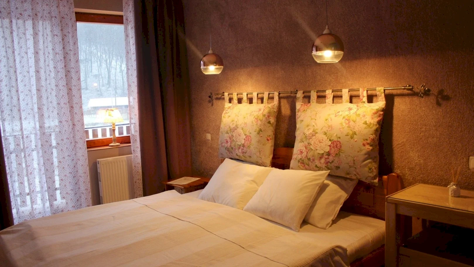 Sólyomvár-lak Komlóska – 9. kép